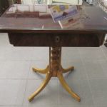 687 7717 PEDESTAL TABLE